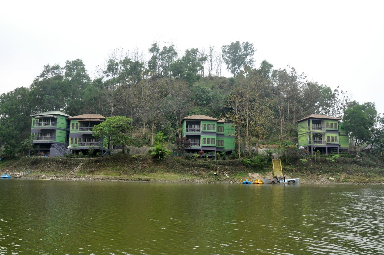 Foy'S Lake Resort Dakhin Kattali Esterno foto