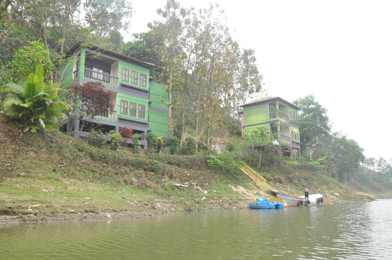 Foy'S Lake Resort Dakhin Kattali Esterno foto